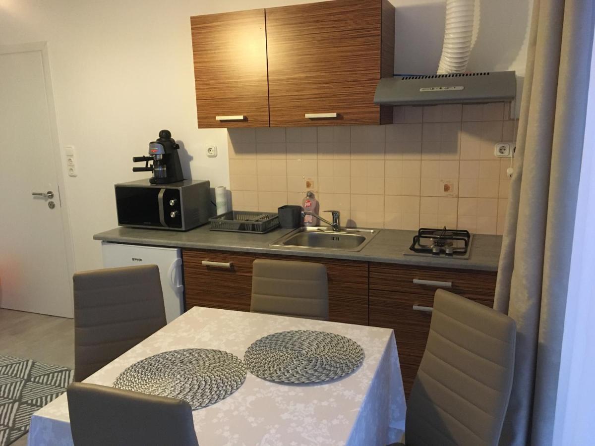 Szabo Vendeghaz Zamardi Villa Buitenkant foto